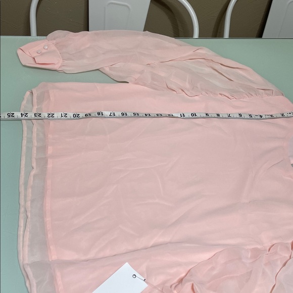 Elegant Blush Pink Women's Top - Picture 5 of 8